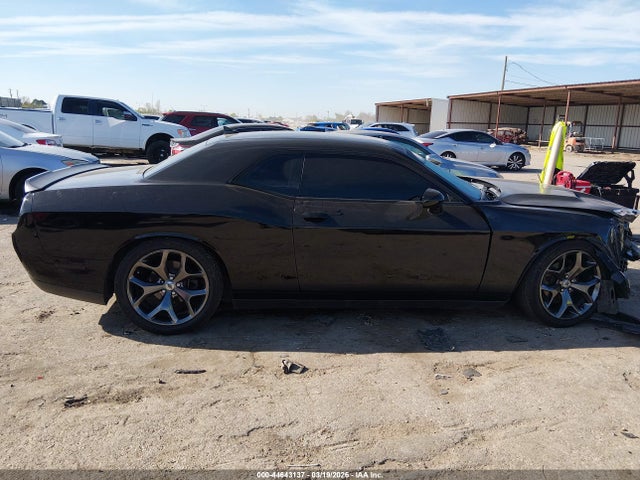 2017 Dodge Challenger Sxt მანქანა იყიდება აუქციონზე, vin: 2C3CDZAG6HH554575, აუქციონის ნომერი: 44643137