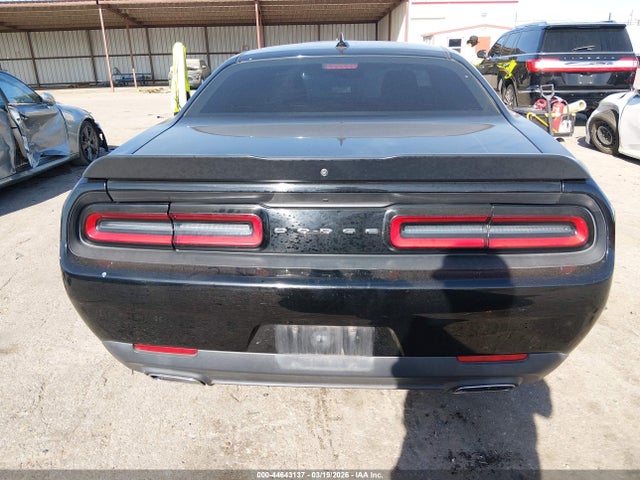 2017 Dodge Challenger Sxt მანქანა იყიდება აუქციონზე, vin: 2C3CDZAG6HH554575, აუქციონის ნომერი: 44643137