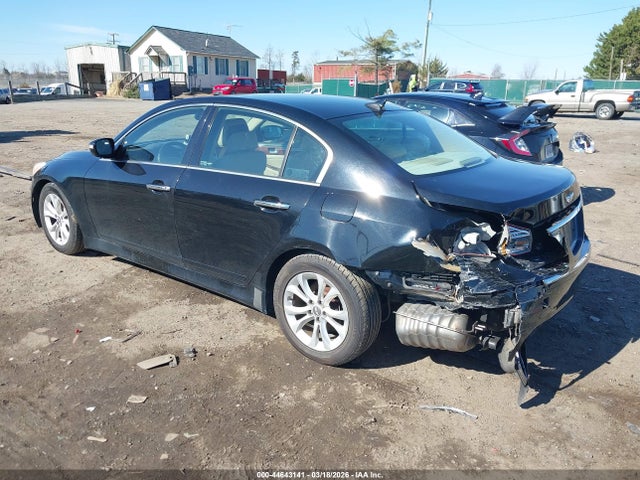 2013 HYUNDAI GENESIS KMHGC4DD7DU252283 Photo 2