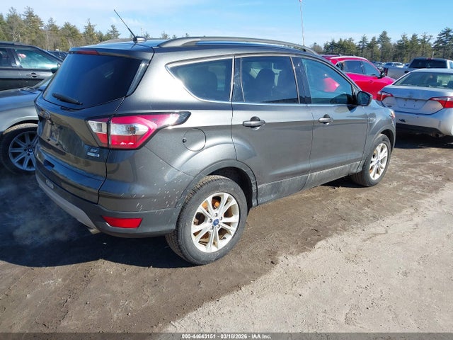 Ford ESCAPE SE 2018 1FMCU9GD5JUB65613 Image 4