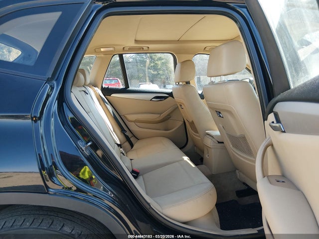 Продажа на аукционе авто 2015 Bmw X1 Xdrive28i, vin: WBAVL1C52FVY33589, номер лота: 44643183