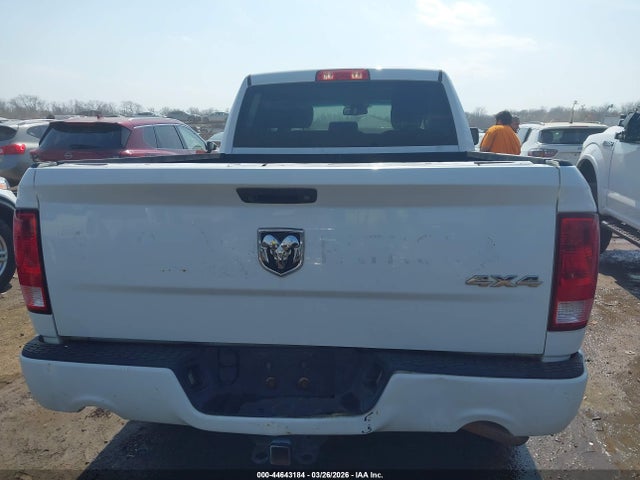 Продаж на аукціоні авто 2018 Ram 1500 Tradesman  4x4 6'4 Box, vin: 1C6RR7FT0JS209789, номер лоту: 44643184