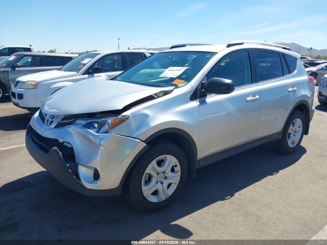 JTMZFREVXEJ015721 Toyota RAV4 LE
