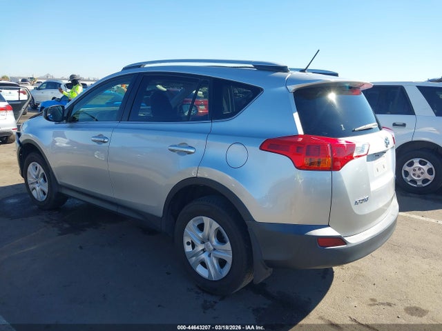 JTMZFREVXEJ015721 Toyota RAV4 LE
