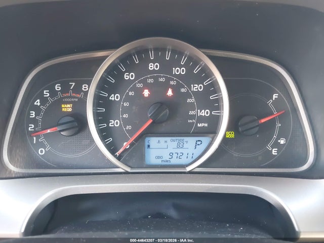 JTMZFREVXEJ015721 Toyota RAV4 LE