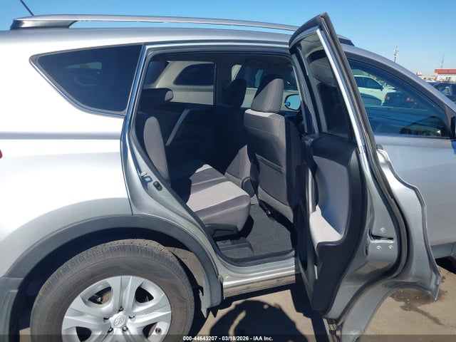 JTMZFREVXEJ015721 Toyota RAV4 LE