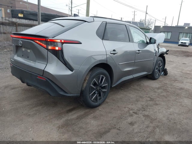 Toyota Bz Xle 2026 JTMBDAFB8TA005067 Image 4