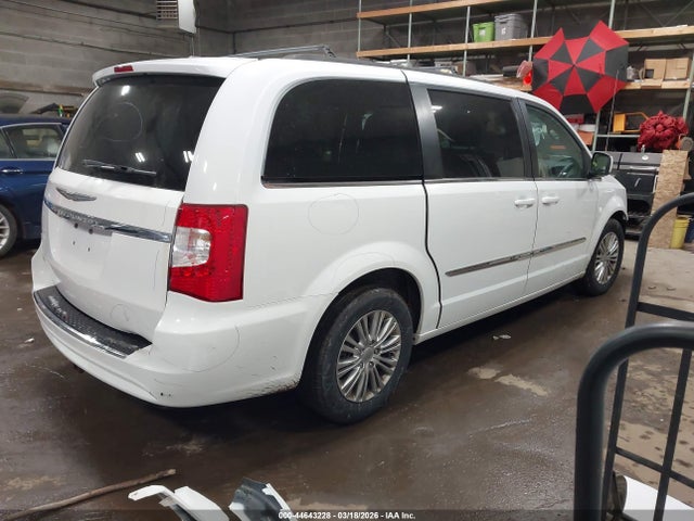 Продажа на аукционе авто 2016 Chrysler Town & Country Touring-l, vin: 2C4RC1CG3GR119190, номер лота: 44643228