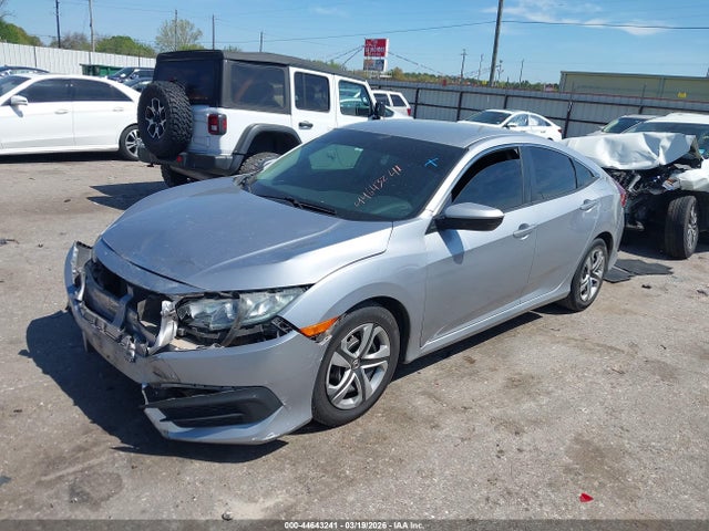 2018 Honda Civic Lx მანქანა იყიდება აუქციონზე, vin: 2HGFC2F51JH581930, აუქციონის ნომერი: 44643241