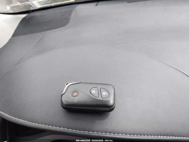 2011 Lexus Ct 200h Premium მანქანა იყიდება აუქციონზე, vin: JTHKD5BH9B2033131, აუქციონის ნომერი: 44643269