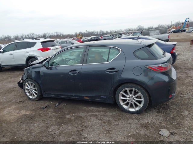 2011 Lexus Ct 200h Premium მანქანა იყიდება აუქციონზე, vin: JTHKD5BH9B2033131, აუქციონის ნომერი: 44643269