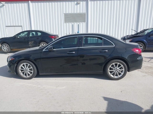 44643276 :رقم المزاد ، W1K3G4EB6MJ299980 vin ، 2021 Mercedes-benz A 220 مزاد بيع
