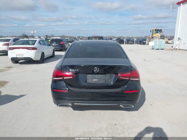 44643276 :رقم المزاد ، W1K3G4EB6MJ299980 vin ، 2021 Mercedes-benz A 220 مزاد بيع