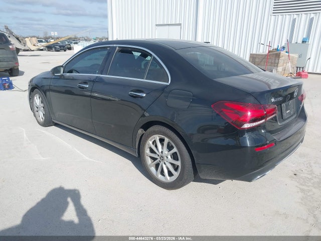 44643276 :رقم المزاد ، W1K3G4EB6MJ299980 vin ، 2021 Mercedes-benz A 220 مزاد بيع