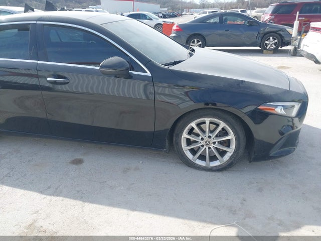 44643276 :رقم المزاد ، W1K3G4EB6MJ299980 vin ، 2021 Mercedes-benz A 220 مزاد بيع
