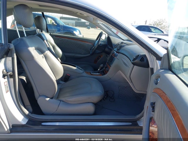 44643281 :رقم المزاد ، WDBTJ56H27F216085 vin ، 2007 Mercedes-benz Clk 350 مزاد بيع