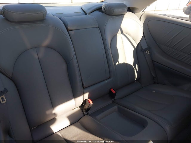44643281 :رقم المزاد ، WDBTJ56H27F216085 vin ، 2007 Mercedes-benz Clk 350 مزاد بيع