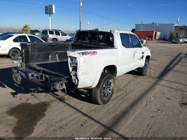 Aukcja sprzedaży 2021 Toyota Tacoma Trd Sport, vin: 3TYCZ5AN4MT033617, numer aukcji: 44643316