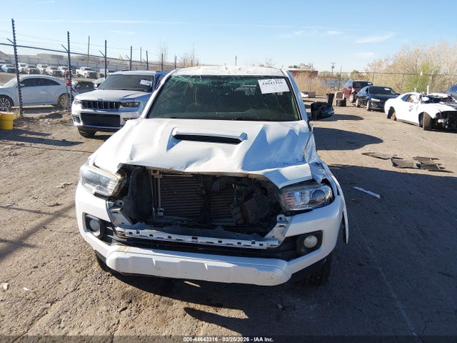 Aukcja sprzedaży 2021 Toyota Tacoma Trd Sport, vin: 3TYCZ5AN4MT033617, numer aukcji: 44643316