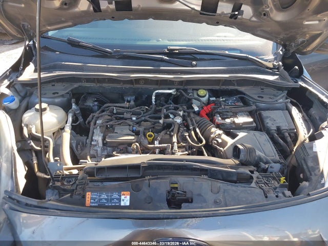 44643340 :رقم المزاد ، 1FMCU0G66NUA55916 vin ، 2022 Ford Escape Se مزاد بيع
