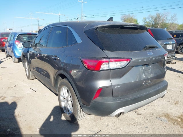 44643340 :رقم المزاد ، 1FMCU0G66NUA55916 vin ، 2022 Ford Escape Se مزاد بيع