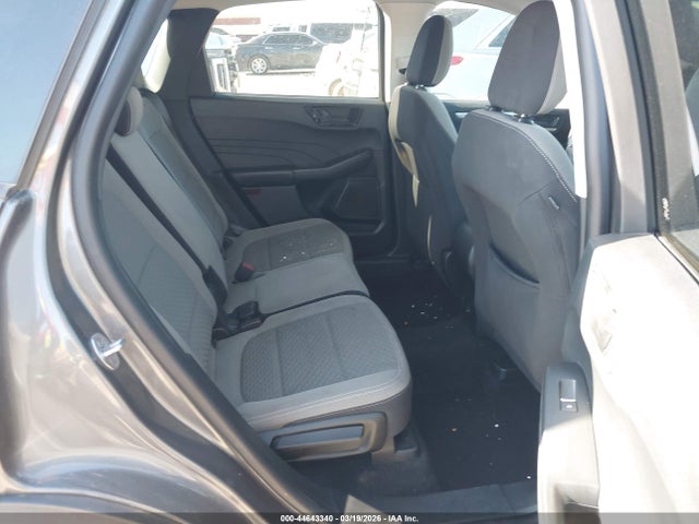 44643340 :رقم المزاد ، 1FMCU0G66NUA55916 vin ، 2022 Ford Escape Se مزاد بيع