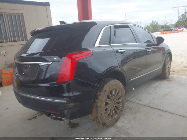44643344 :رقم المزاد ، 1GYKNBRS9HZ240661 vin ، 2017 Cadillac Xt5 Luxury مزاد بيع