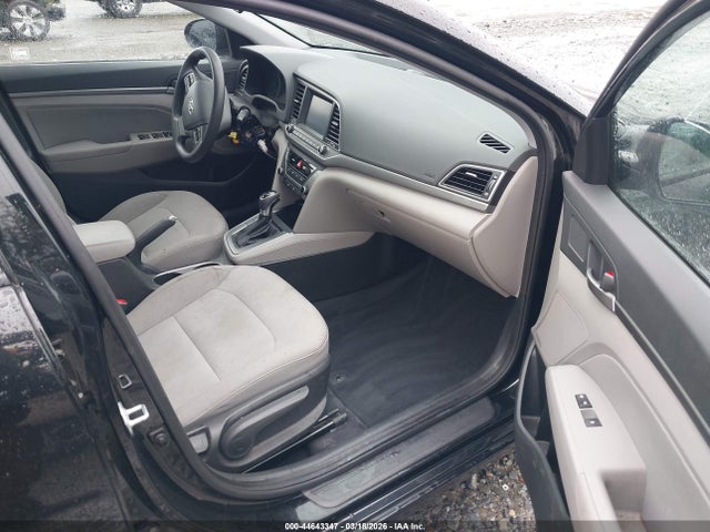 Hyundai ELANTRA SEL 2018 5NPD84LF7JH330112 Image 18