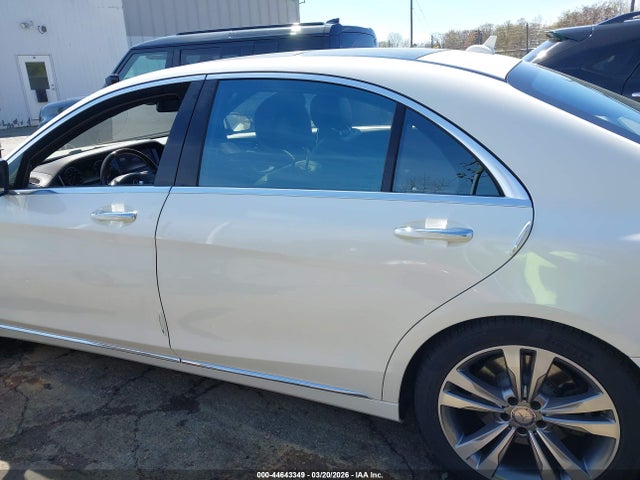Продаж на аукціоні авто 2015 Mercedes-benz S 550 4matic, vin: WDDUG8FB4FA159536, номер лоту: 44643349