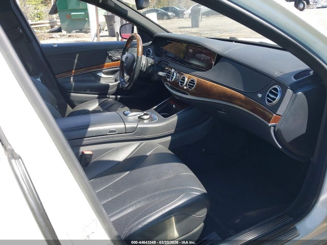 Продаж на аукціоні авто 2015 Mercedes-benz S 550 4matic, vin: WDDUG8FB4FA159536, номер лоту: 44643349