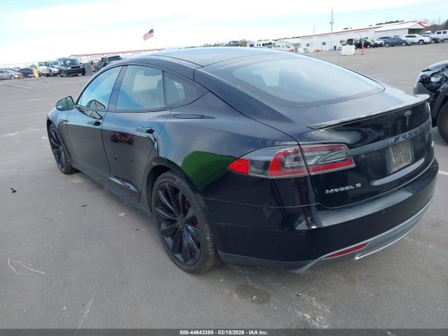 44643380 :رقم المزاد ، 5YJSA1H29FFP67809 vin ، 2015 Tesla Model S 70d/85d/p85d مزاد بيع