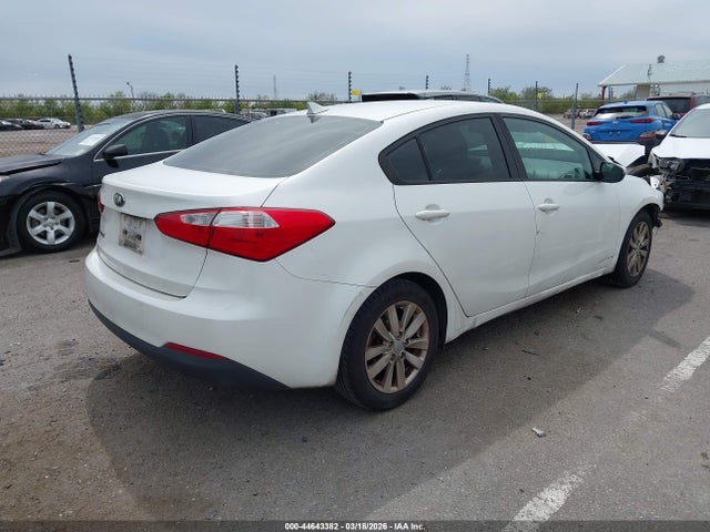 KIA FORTE LX 2016 KNAFX4A69G5503262 Image 4