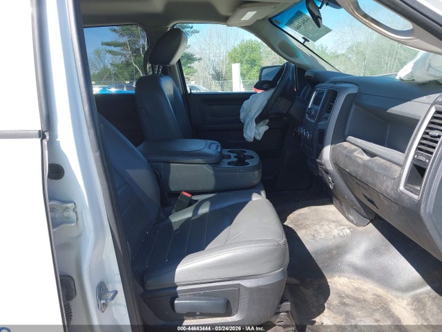 Продаж на аукціоні авто 2017 Ram 1500 Tradesman  4x2 6'4 Box, vin: 1C6RR6FG1HS550836, номер лоту: 44643444