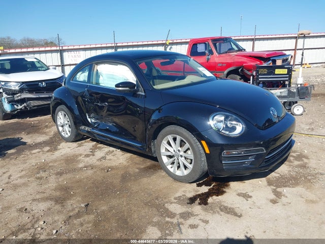 2019 VOLKSWAGEN BEETLE 3VWJD7AT7KM715137