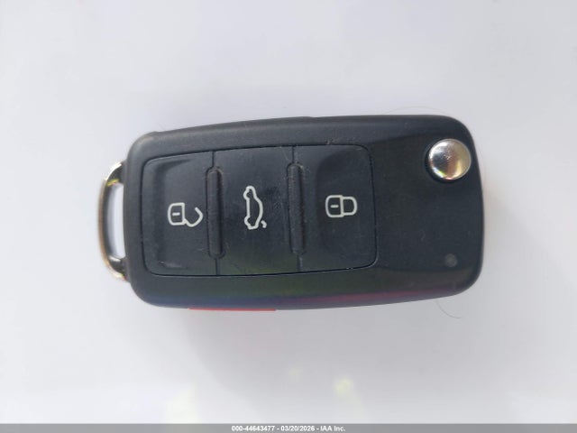 2019 VOLKSWAGEN BEETLE 3VWJD7AT7KM715137 Photo 10