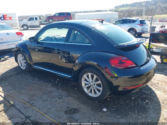 2019 VOLKSWAGEN BEETLE 3VWJD7AT7KM715137 Photo 2