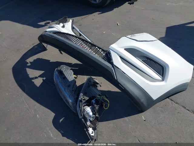 KM8J23A41JU696665 Hyundai TUCSON SE