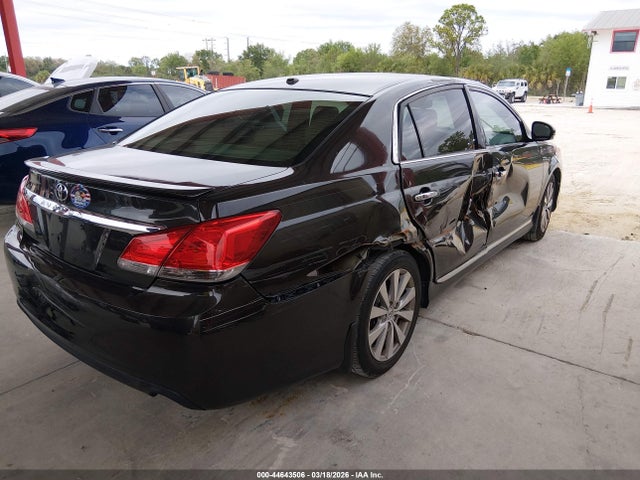 2011 TOYOTA AVALON 4T1BK3DB4BU398885 Photo 3