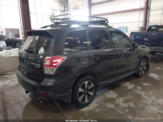 Subaru Forester 2.5i Limited 2017 JF2SJARC0HH448357 Image 4