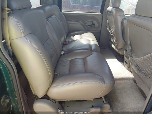 44643518 :رقم المزاد ، 1GKEC16R8TJ706841 vin ، 1996 Gmc Suburban C1500 مزاد بيع