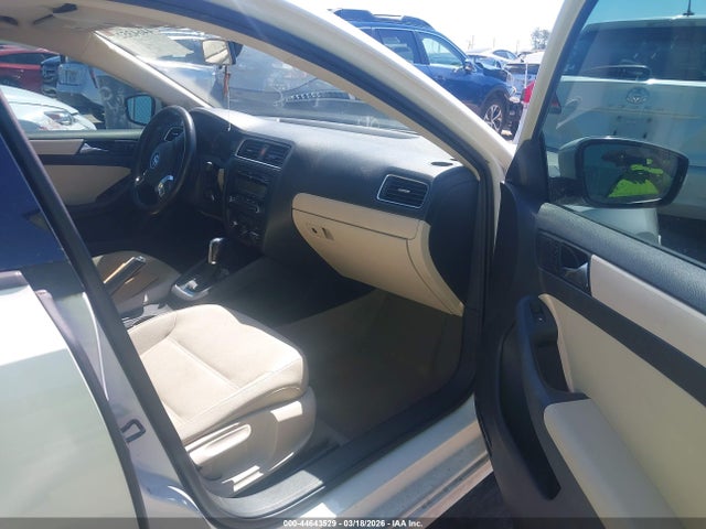 Aukcja sprzedaży 2011 Volkswagen Jetta 2.5l Se, vin: 3VWDZ7AJ5BM372910, numer aukcji: 44643529