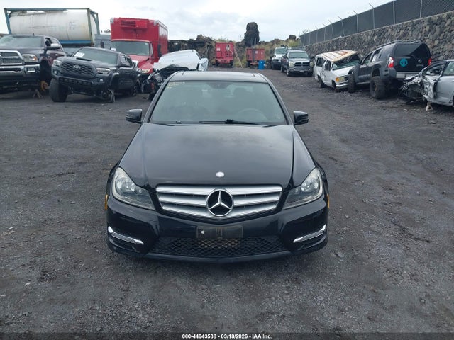 Продаж на аукціоні авто 2013 Mercedes-benz C 250 Sport, vin: WDDGF4HB7DA849428, номер лоту: 44643538