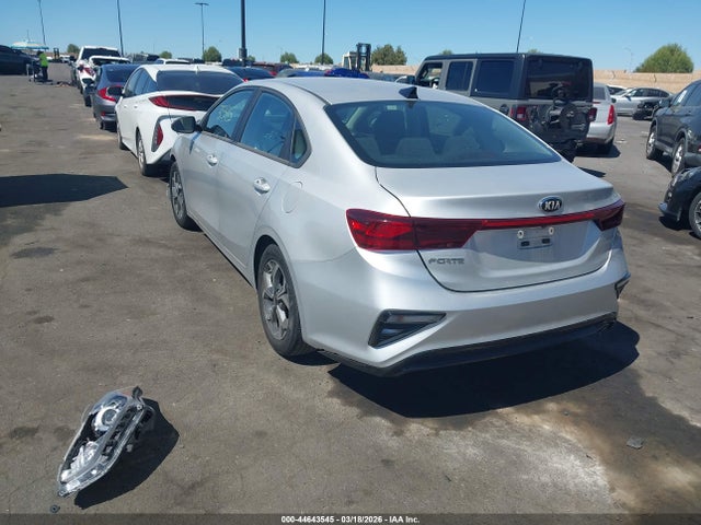 KIA Forte Lxs 2020 3KPF24AD2LE248159 Image 3