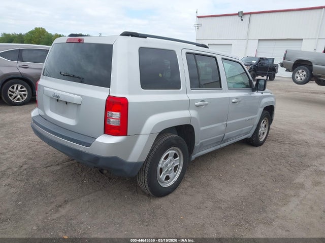 2011 JEEP PATRIOT 1J4NT1GB5BD119517 Photo 3
