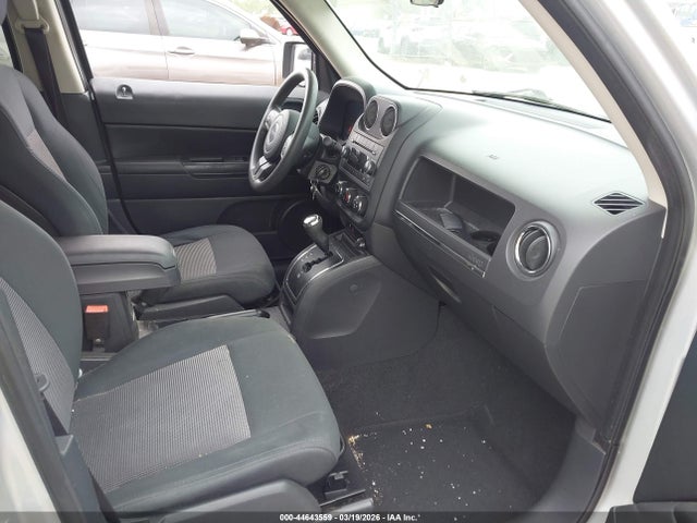 2011 JEEP PATRIOT 1J4NT1GB5BD119517 Photo 4