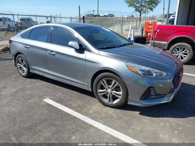 44643591 :رقم المزاد ، 5NPE34AF2JH637757 vin ، 2018 Hyundai Sonata Limited مزاد بيع