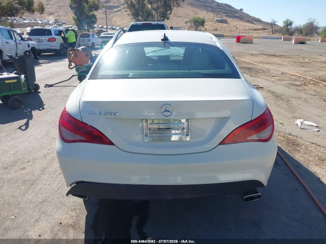 Mercedes-Benz CLA 250 2016 WDDSJ4EB2GN337845 Image 15