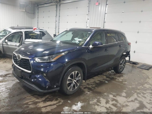 Продажа на аукционе авто 2021 Toyota Highlander Xle, vin: 5TDGZRBH8MS070165, номер лота: 44643611