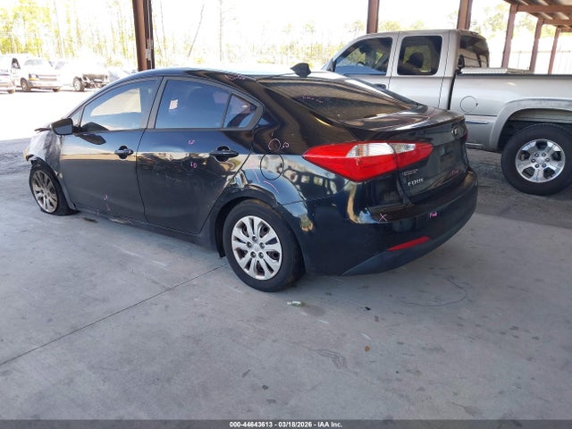 Продажа на аукционе авто 2015 Kia Forte Lx, vin: KNAFX4A68F5400347, номер лота: 44643613