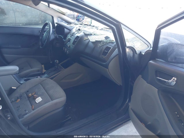 Продажа на аукционе авто 2015 Kia Forte Lx, vin: KNAFX4A68F5400347, номер лота: 44643613